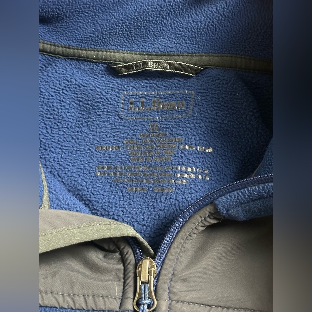 LL Bean Fleece Full Zip - Picture 3 of 7